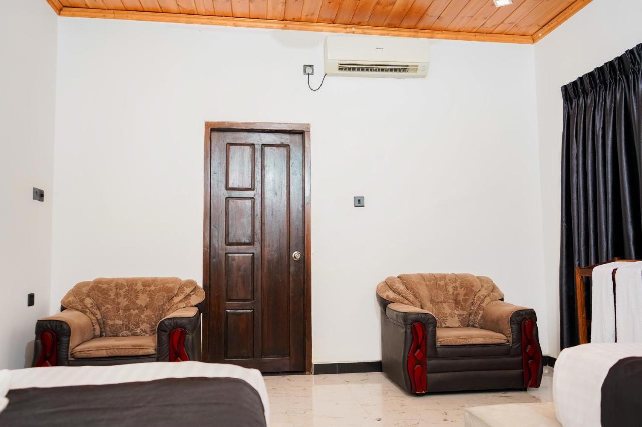 Anoo Beach Villa Trincomalee Exterior photo